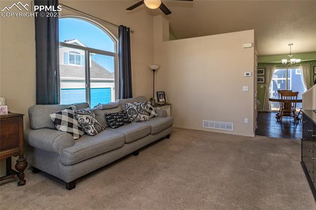 12109 Azuma Heights