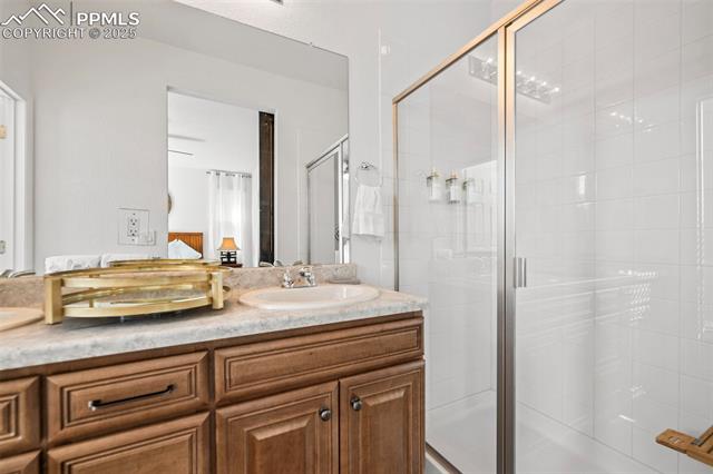 4951 Construct Point