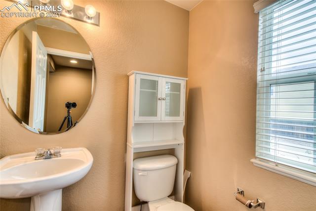 611 N blue ridge Point