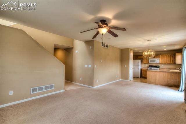 611 N blue ridge Point