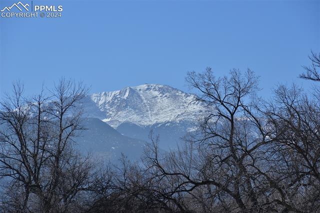 2317 W Uintah Street