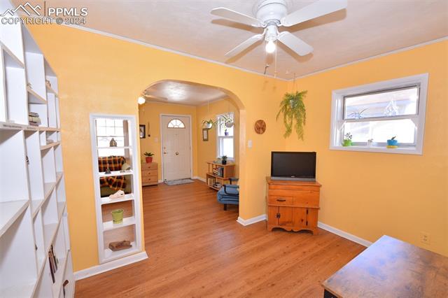 2317 W Uintah Street