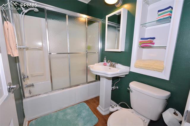 2317 W Uintah Street