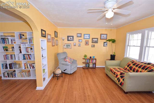 2317 W Uintah Street