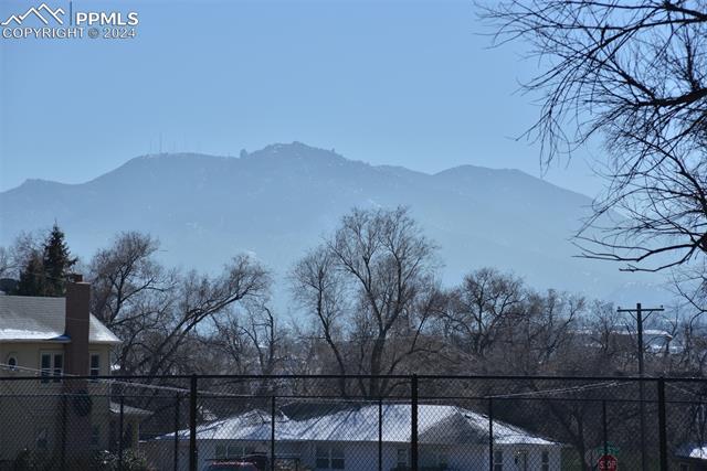 2317 W Uintah Street