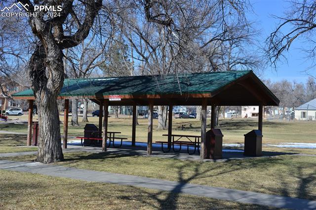 2317 W Uintah Street