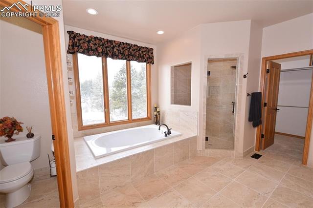 12577 N Woodland Trail