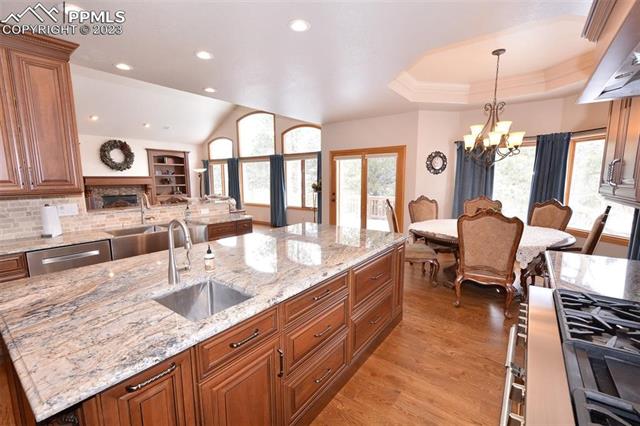 12577 N Woodland Trail