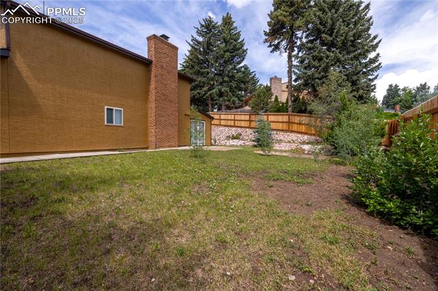 5560 Lavarie Court