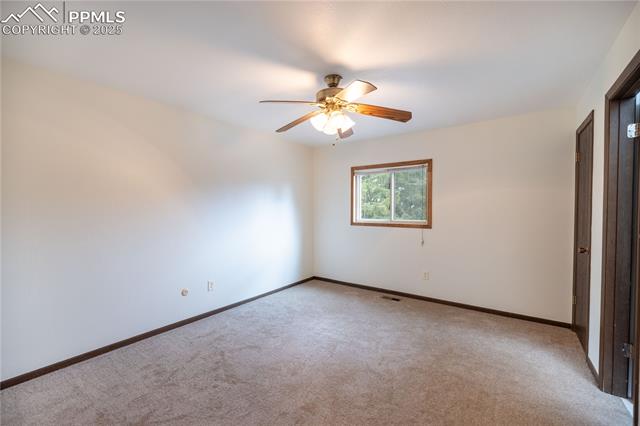 5560 Lavarie Court