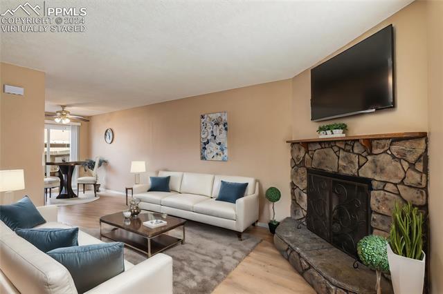 3037 Starlight Circle