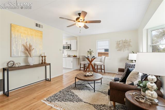 2019 S Corona Avenue