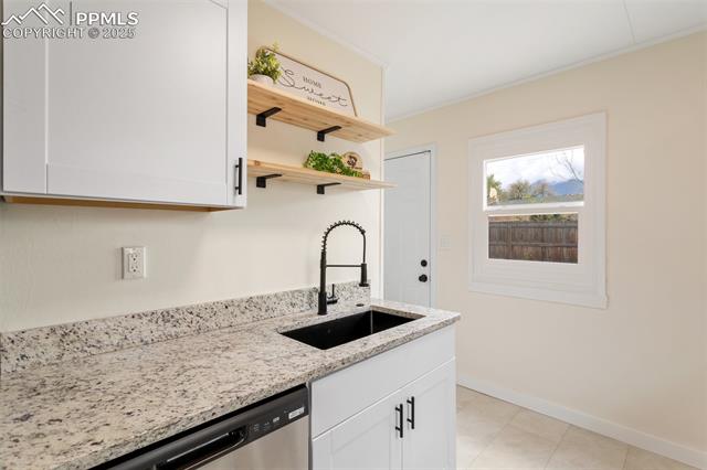 2019 S Corona Avenue