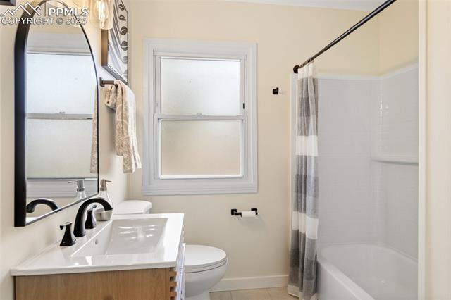 2019 S Corona Avenue