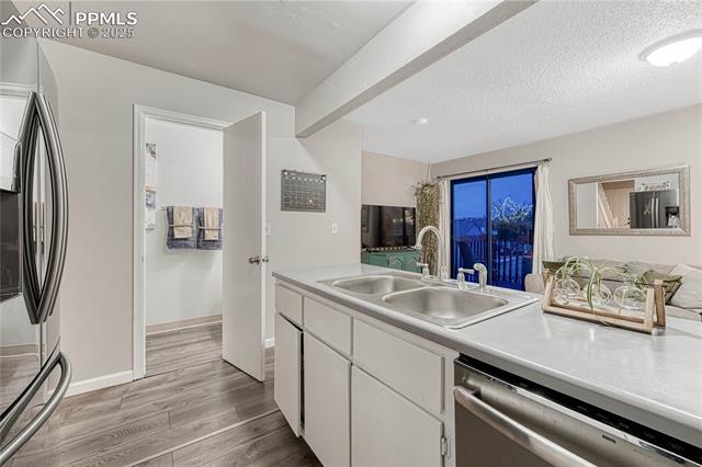 5521 Mansfield Court