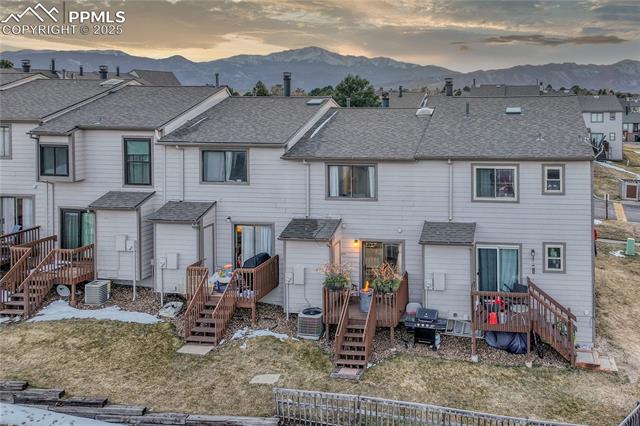 5521 Mansfield Court