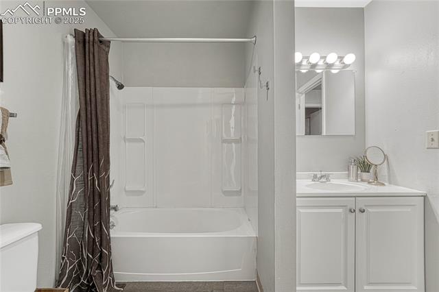 5521 Mansfield Court