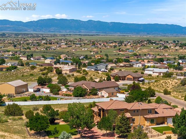 348 S Tejon Lane