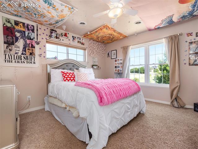 348 S Tejon Lane