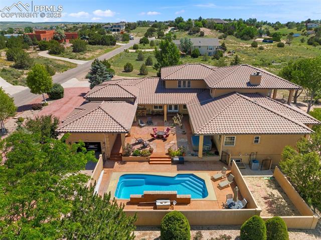 348 S Tejon Lane