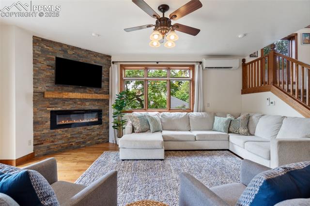 808 Arcadia Place