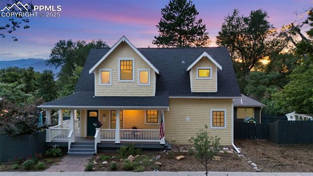 808 Arcadia Place