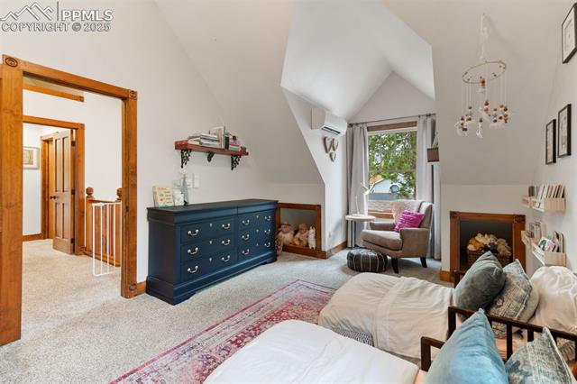 808 Arcadia Place