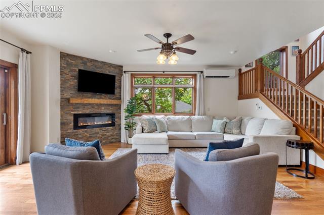 808 Arcadia Place
