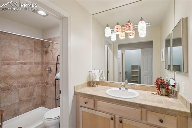 175 W Cheyenne Road 214