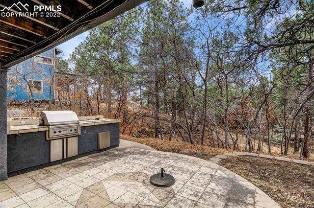 1927 Brookdale Drive