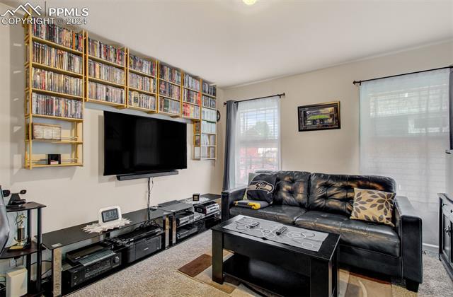 7823 Grizzly Bear Point