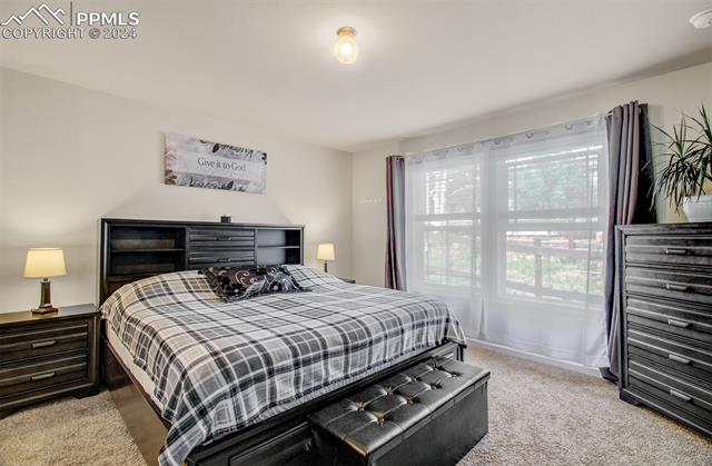 7823 Grizzly Bear Point