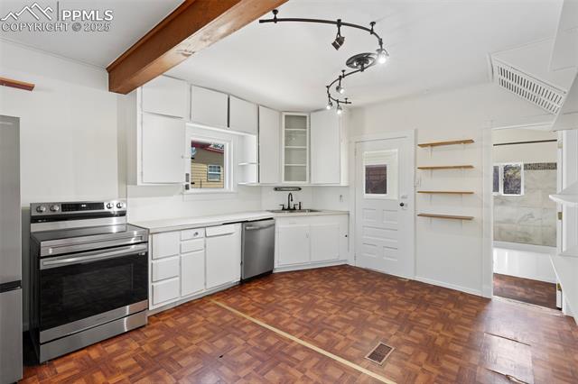 234 W Mill Street