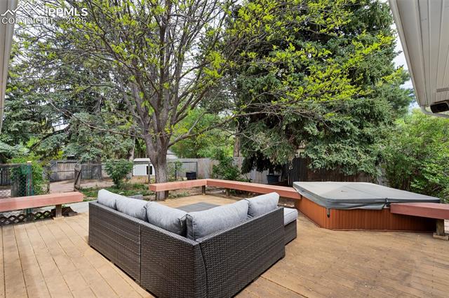 603 Three Eagles Street