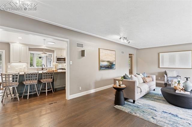 603 Three Eagles Street