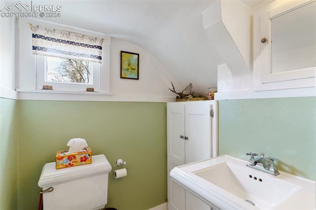 1331 W Pikes Peak Avenue