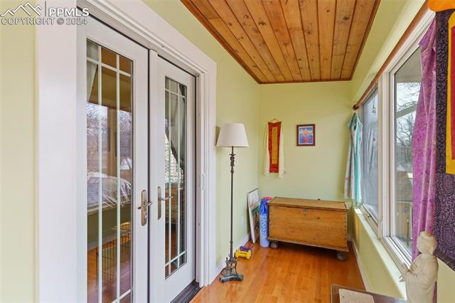 1331 W Pikes Peak Avenue