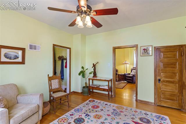 1331 W Pikes Peak Avenue