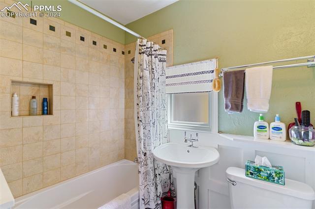 1331 W Pikes Peak Avenue