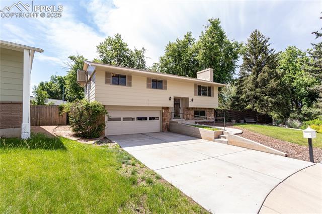 1114 Drake Circle
