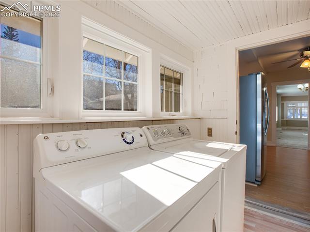 1825 Woodburn Street