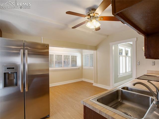 1825 Woodburn Street