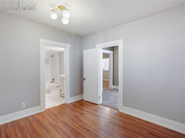 1825 Woodburn Street