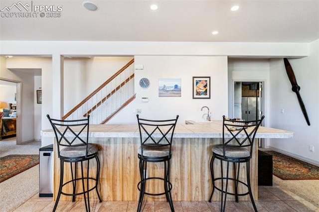 6996 Forestgate Drive