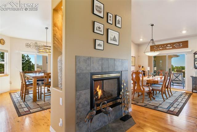 6996 Forestgate Drive