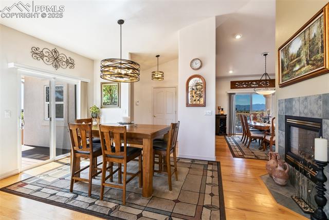 6996 Forestgate Drive