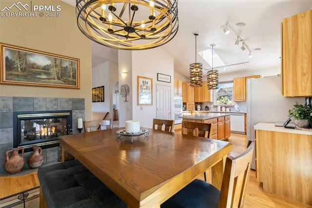 6996 Forestgate Drive