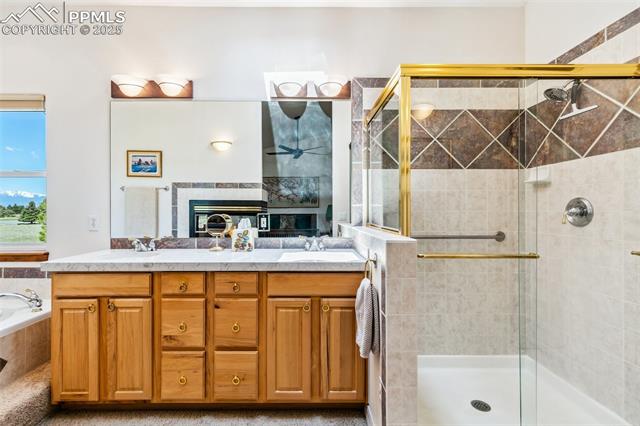 6996 Forestgate Drive