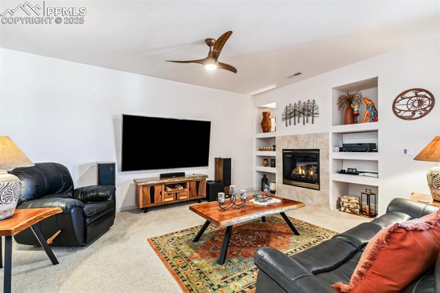 6996 Forestgate Drive