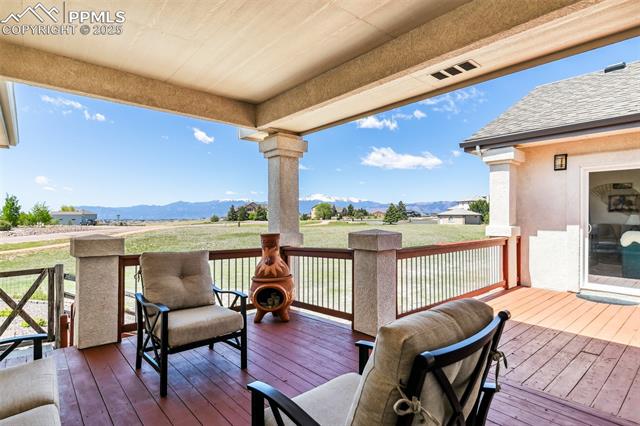 6996 Forestgate Drive